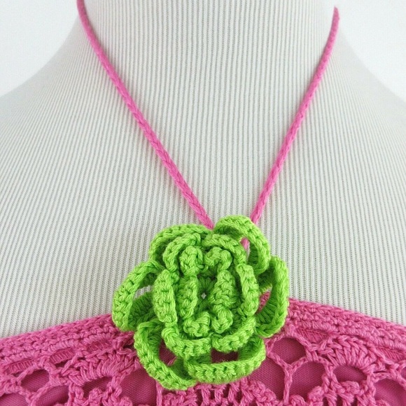 Lilly Pulitzer White Label NWT. crotchet halter top. Size ML.  Very different. - Picture 13 of 14